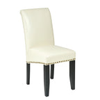 Chaise Eco Parsons en similicuir clouté