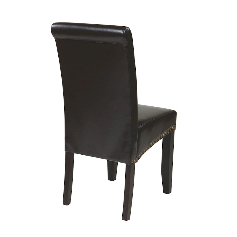 Chaise Eco Parsons en similicuir clouté