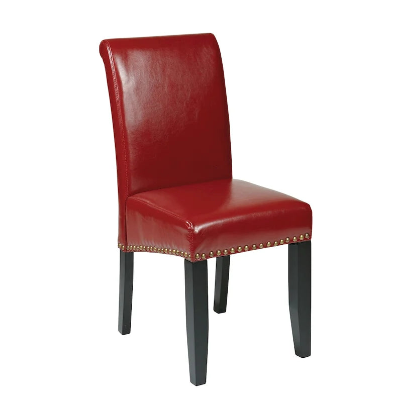 Chaise Eco Parsons en similicuir clouté