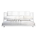 Lit de repos métallique contemporain de taille double avec lit gigogne