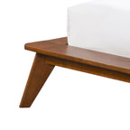 Ensemble de chambre bas de gamme avec fauteuil à oreilles en bouclette du milieu du siècle