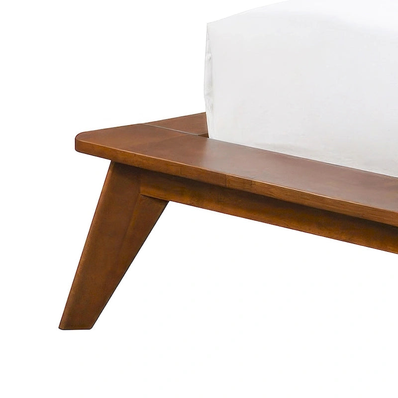 Ensemble de chambre bas de gamme avec fauteuil à oreilles en bouclette du milieu du siècle