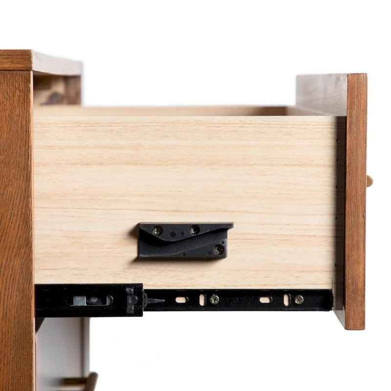 Ensemble de chambre bas de gamme avec fauteuil à oreilles en bouclette du milieu du siècle